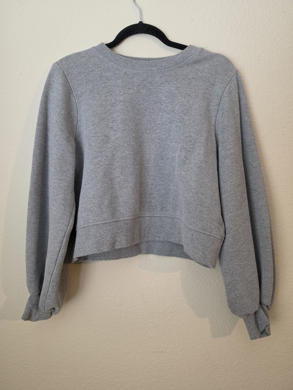 Richer Poorer Women's Cropped Crewneck Sweater - Heather Gray